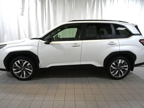 Certified 2025 Subaru Forester Touring w/ Popular Package - Touring AWD/4WD image 10