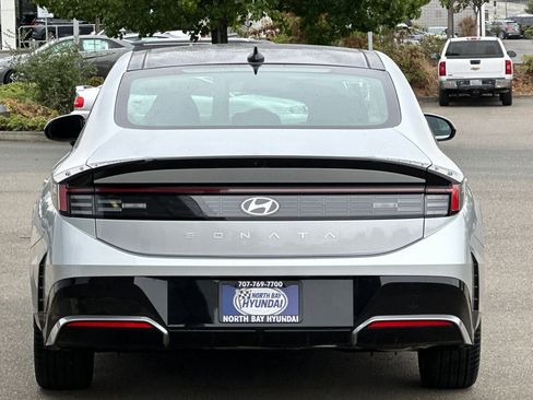 New 2025 Hyundai Sonata SEL image 5