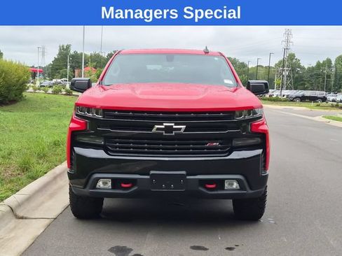 Used 2019 Chevrolet Silverado 1500 LT Trail Boss w/ Convenience Package AWD/4WD image 16