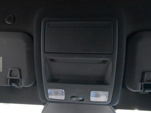 Used 2025 Ford Escape ST-Line Select w/ Tech Pack #1 AWD/4WD image 21