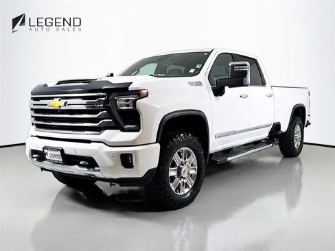 Used 2024 Chevrolet Silverado 3500 High Country w/ High Country Premium Package AWD/4WD image 1