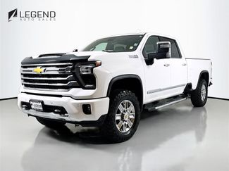 Used 2024 Chevrolet Silverado 3500 High Country w/ High Country Premium Package AWD/4WD video 1