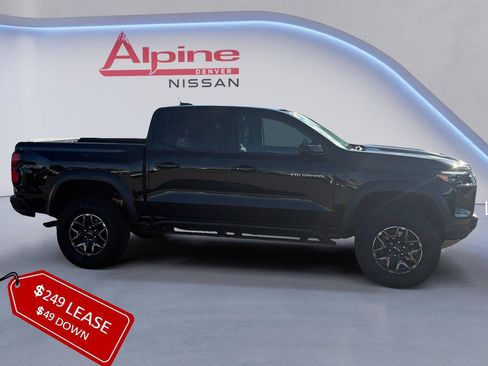 Used 2024 Chevrolet Colorado ZR2 w/ Technology Package AWD/4WD image 6