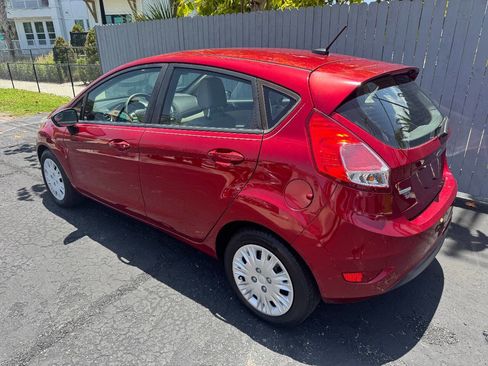 Used 2017 Ford Fiesta SE image 13