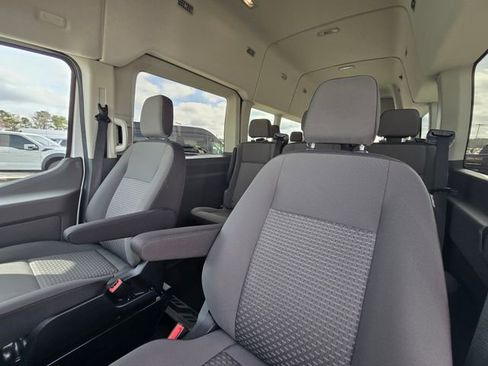 Used 2025 Ford Transit 350 XLT image 20
