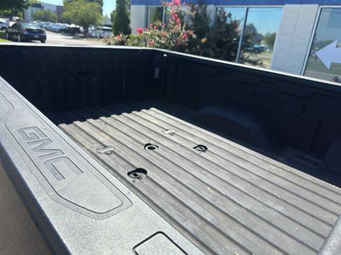 Used 2020 GMC Sierra 2500 Denali w/ Denali Ultimate Package AWD/4WD image 15