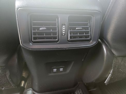 Used 2019 Toyota RAV4 Limited w/ Cold Weather Package AWD/4WD image 11