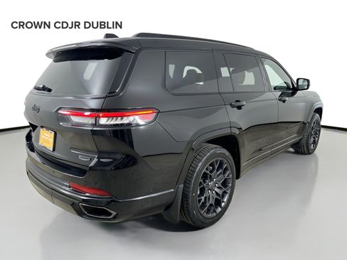 Used 2025 Jeep Grand Cherokee L Summit w/ Obsidian Package AWD/4WD image 5
