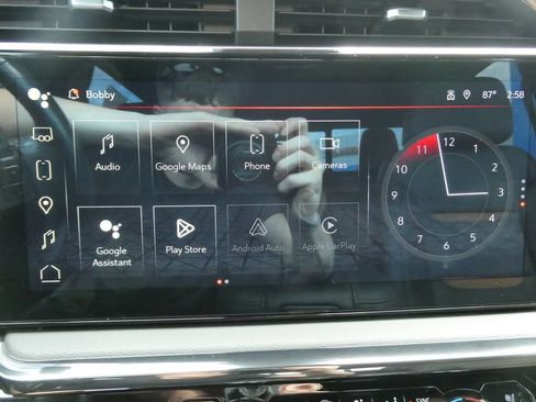 Certified 2022 GMC Sierra 1500 AT4 w/ AT4 Premium Package AWD/4WD image 34
