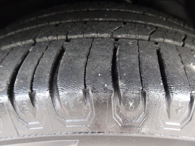 Used 2019 Ford Fusion SE FWD image 30