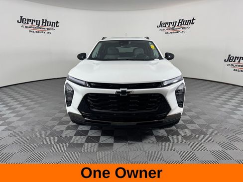 Used 2025 Chevrolet Trax ACTIV w/ Sunroof Package image 5