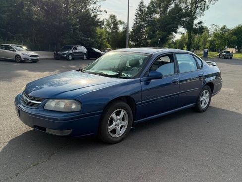 Used 2004 Chevrolet Impala LS w/ Preferred Equipment Group FWD image 2