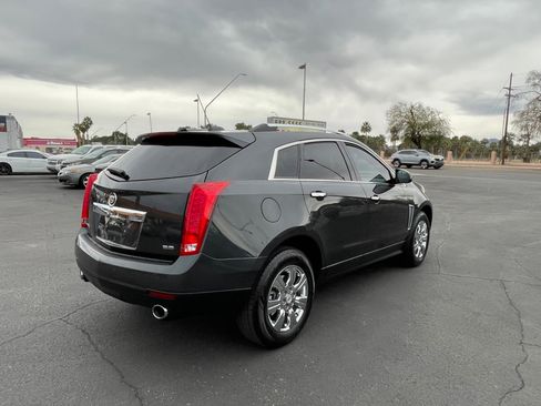 Used 2016 Cadillac SRX Luxury image 5