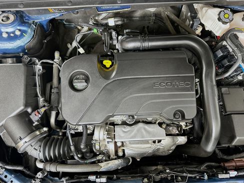 Used 2024 Chevrolet Malibu LT image 32