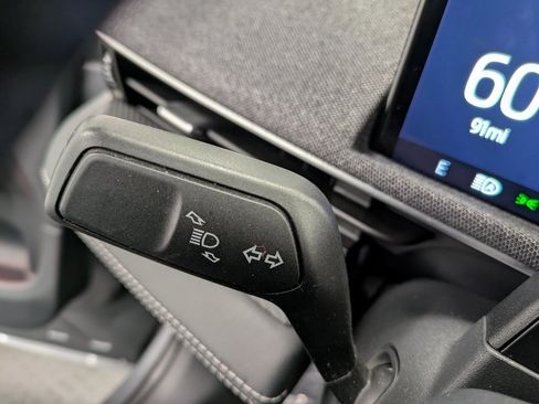 Used 2021 Ford Mustang Mach-E Premium image 17