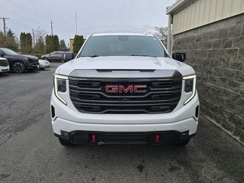 Used 2022 GMC Sierra 1500 AT4 w/ AT4 Premium Package image 14