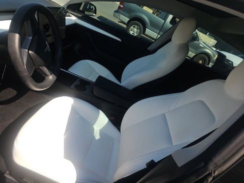 Used 2022 Tesla Model 3 Long Range image 7