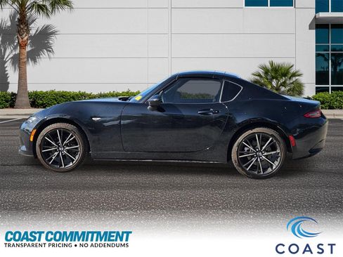 Used 2024 MAZDA MX-5 Miata RF Grand Touring RWD image 3