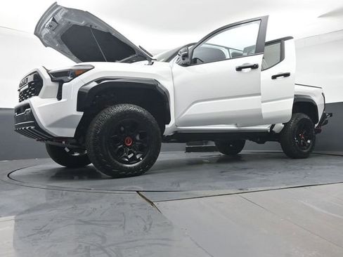 Certified 2025 Toyota Tacoma TRD Pro image 44
