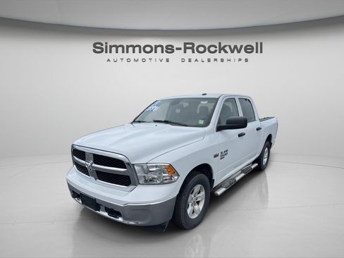 Used 2023 RAM 1500 Classic SLT w/ Protection Group AWD/4WD image 1