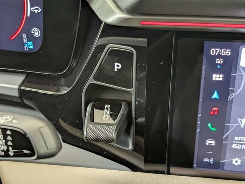 Used 2025 Porsche Macan 4 Electric image 24