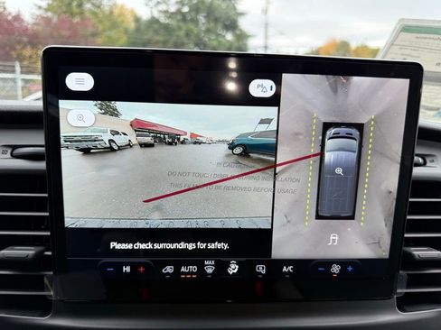 New 2026 Ford Transit 250 Low Roof w/ Load Area Protection Package image 31