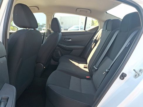 Certified 2023 Nissan Sentra SV FWD image 10