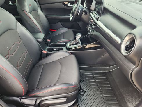 Used 2021 Kia Forte GT w/ GT2 Package FWD image 17