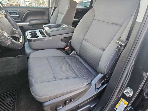 Used 2018 Chevrolet Silverado 1500 LT w/ All Star Edition image 16