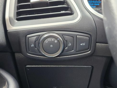 Used 2018 Ford Edge SEL w/ Canadian Touring Package AWD/4WD image 30