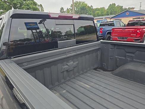 Used 2019 Chevrolet Silverado 1500 LT Trail Boss image 28