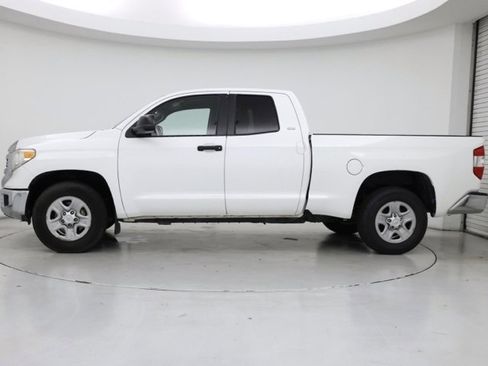 Used 2017 Toyota Tundra SR5 image 2