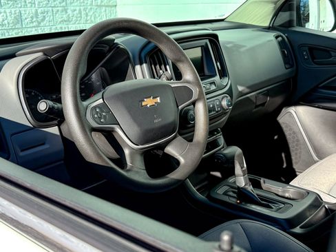 Used 2019 Chevrolet Colorado W/T w/ WT Convenience Package image 10