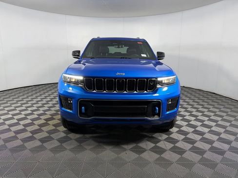 Used 2024 Jeep Grand Cherokee Overland w/ Advanced Protech Group III AWD/4WD image 4
