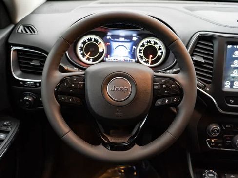 Used 2023 Jeep Cherokee Altitude Lux AWD/4WD image 14