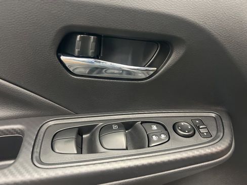 New 2025 Nissan Versa SV image 13