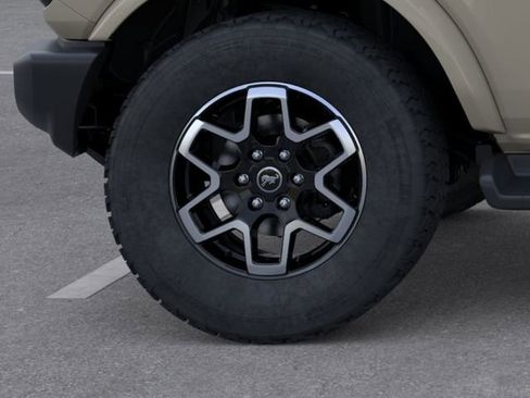 New 2025 Ford Bronco Outer Banks AWD/4WD image 21