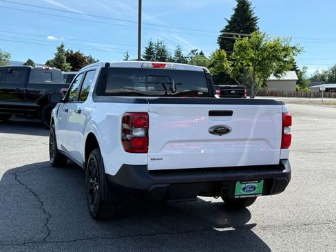 Used 2024 Ford Maverick Lariat w/ Black Appearance Package FWD image 3