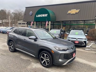 New 2026 Volkswagen Tiguan SE