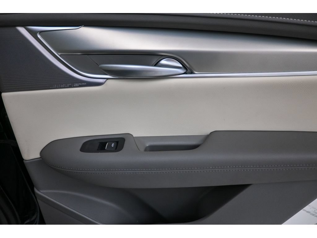 Used 2025 Cadillac XT5 Premium Luxury AWD/4WD image 19