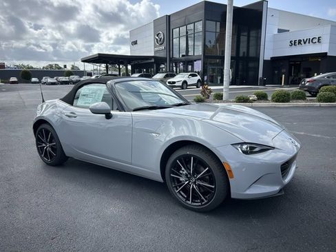 New 2025 MAZDA MX-5 Miata Grand Touring image 1