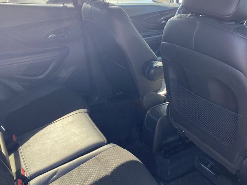 Used 2018 Buick Encore Preferred image 9