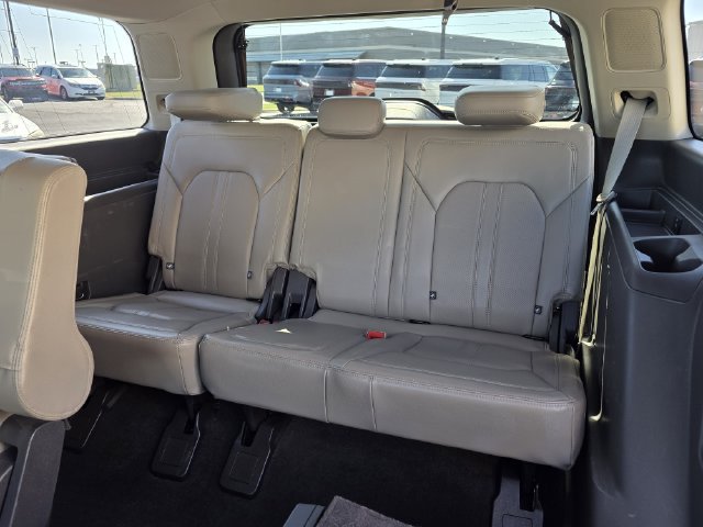 Used 2018 Ford Expedition Limited w/ Equipment Group 301A RWD image 22