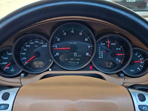 Used 2006 Porsche 911 Cabriolet image 44