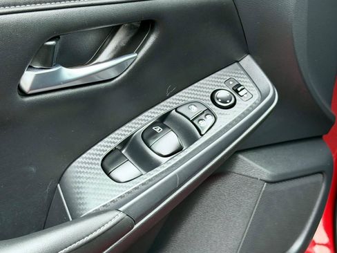 Used 2023 Nissan Sentra SV FWD image 16