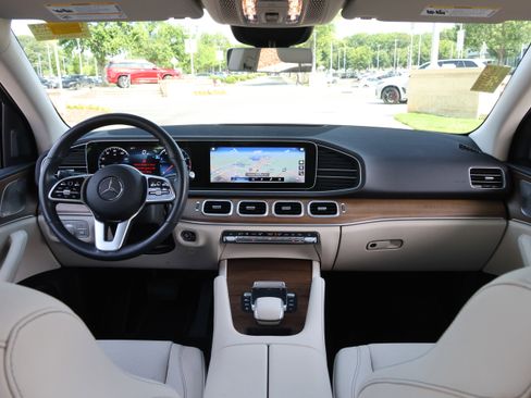 Used 2022 Mercedes-Benz GLE 350 4MATIC image 17