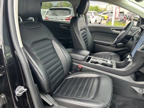 Used 2024 Ford Edge SEL AWD/4WD image 25