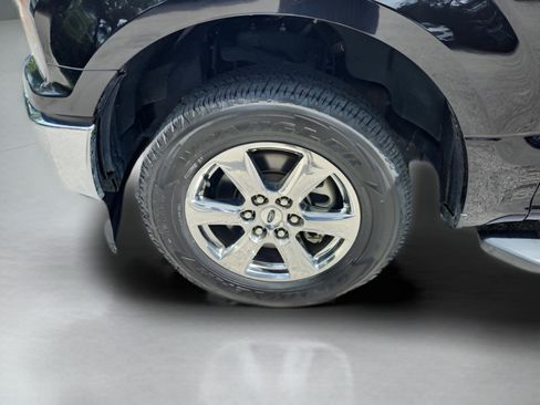 Used 2019 Ford F150 XLT w/ Equipment Group 302A Luxury image 25