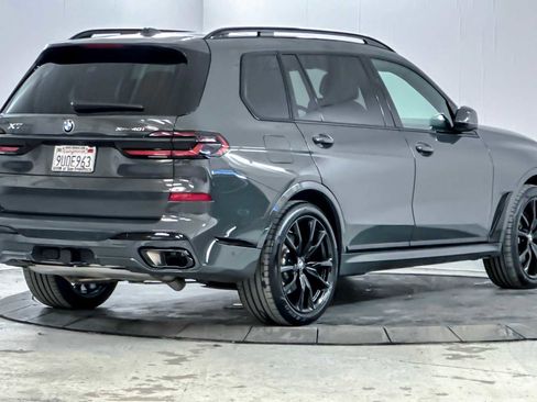 Used 2026 BMW X7 xDrive40i w/ M Sport Package image 2