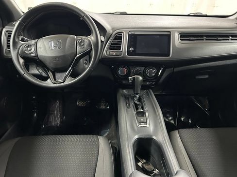 Used 2021 Honda HR-V Sport image 16